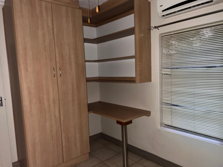 To Let 2 Bedroom Property for Rent in Dassie Rand North West